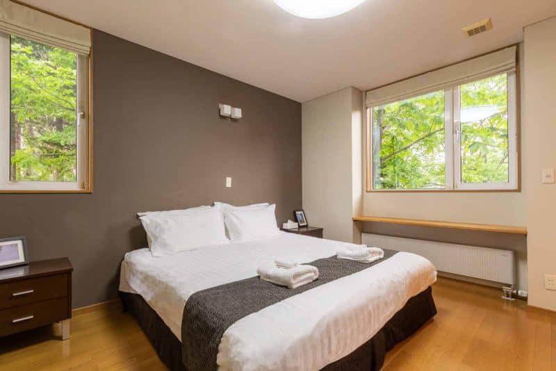 Parkside Chalet