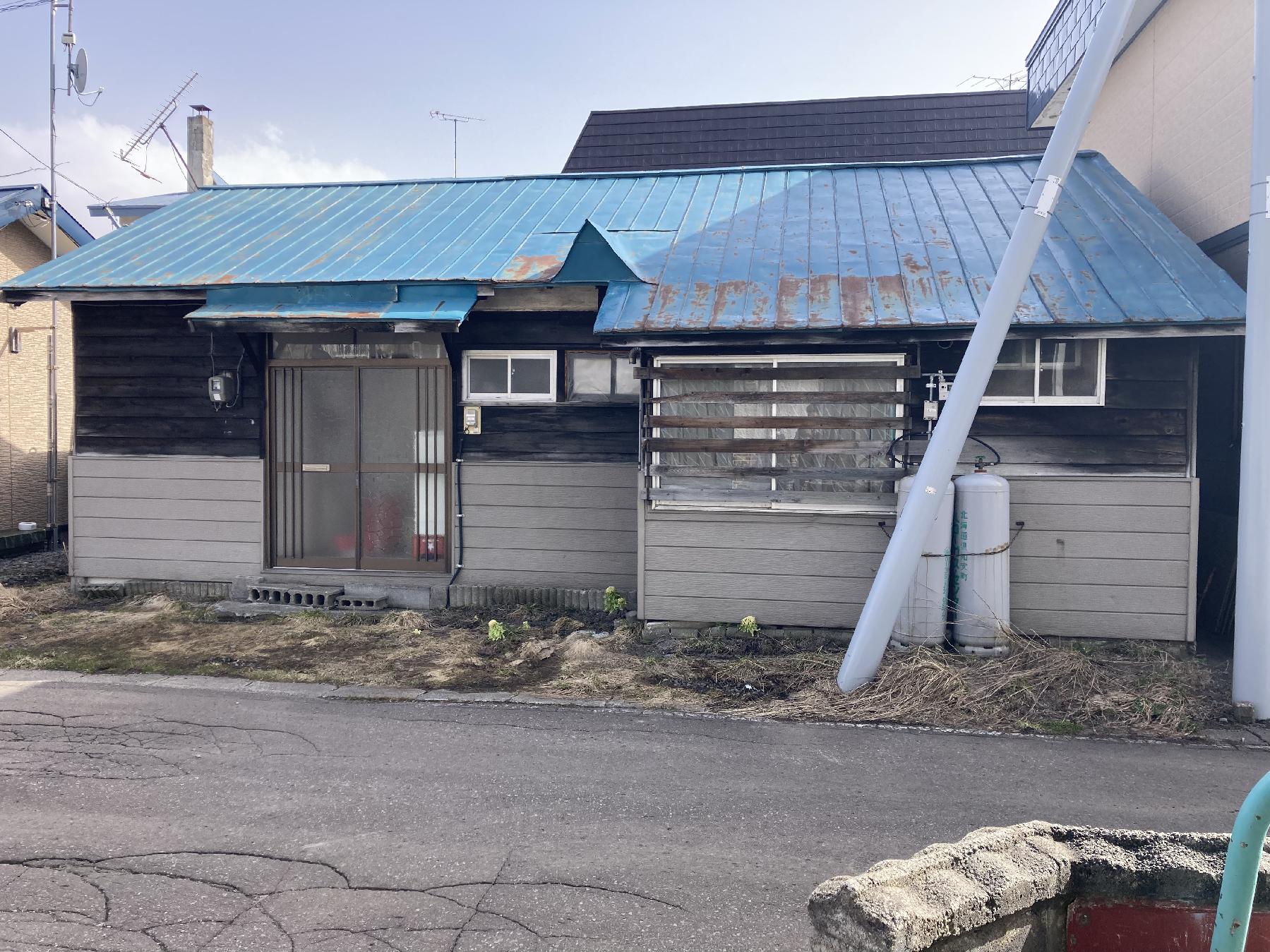 Kutchan Kita 6 House and Land