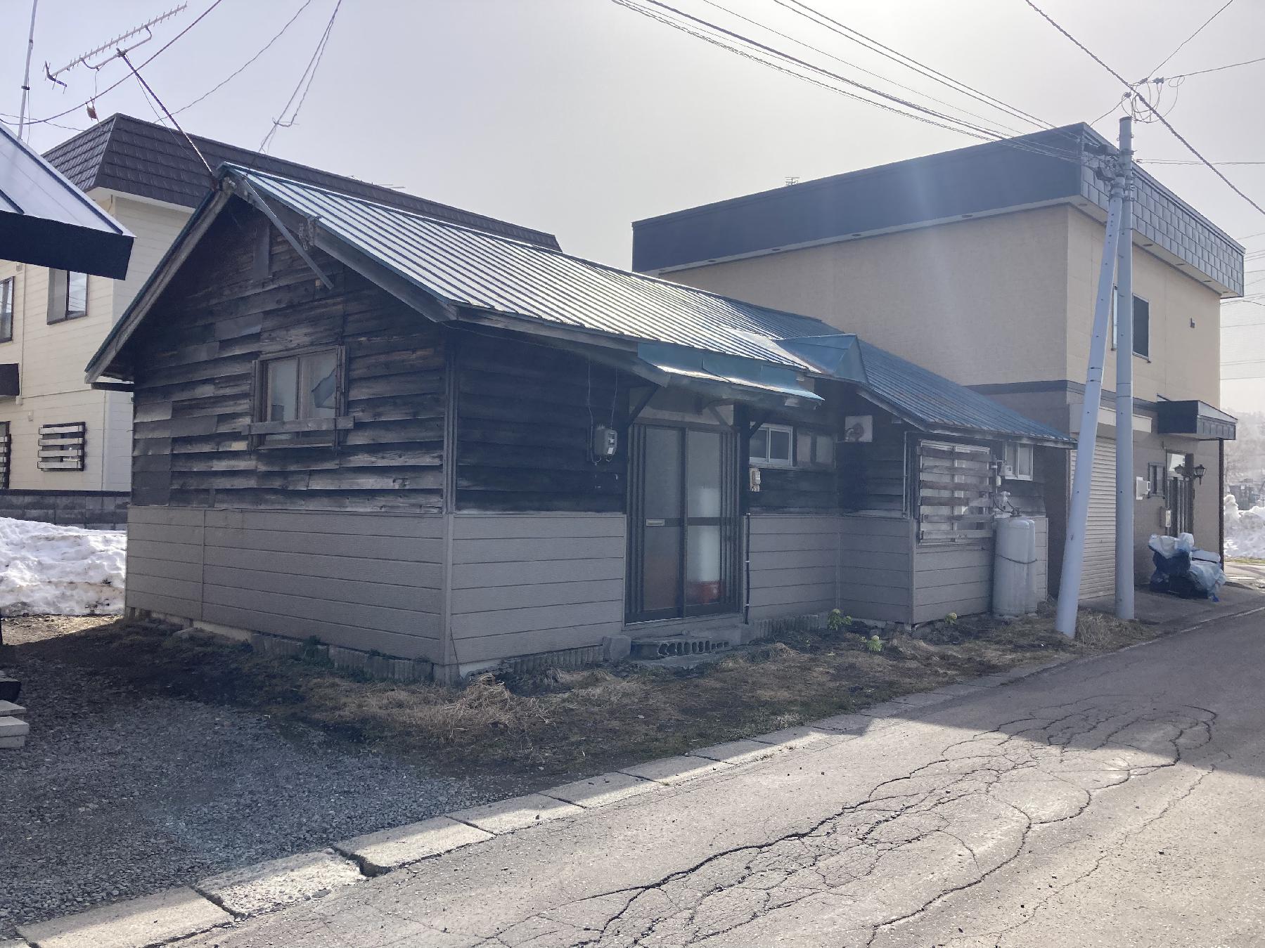 Kutchan Kita 6 House and Land