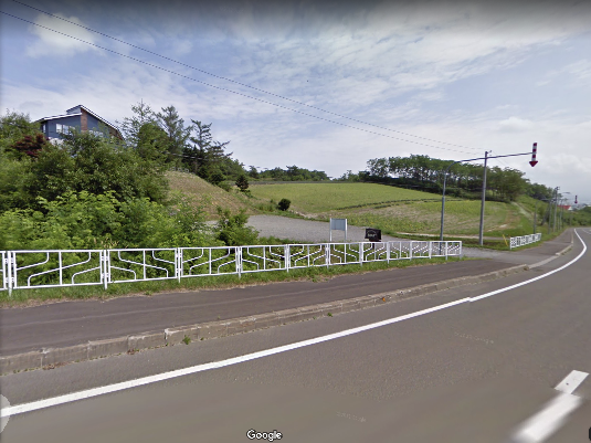 中富良野 十勝岳連峰を望むラベンダー畑に隣接の土地